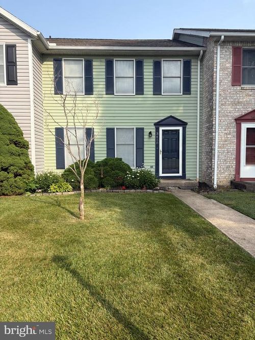 3458 Glen Eagles Dr, CHAMBERSBURG, PA, 17202-8103 | Card Image