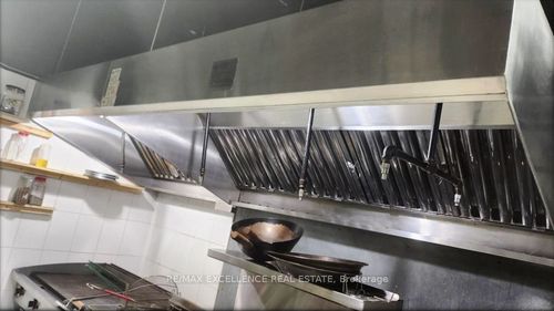 5-1375 Danforth Rd, Scarborough, ON, M1J1G7 | Card Image