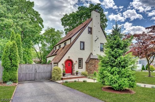 1354 Chetwynd Ave, Plainfield, NJ, 07060-3114 | Card Image