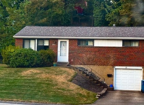 11 Charnwood Dr, Pittsburgh, PA, 15235-5250 | Card Image