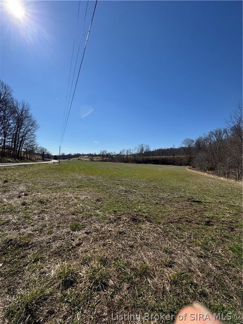 3420 E Shorts Corner Rd, Pekin, IN, 47165-8781 | Card Image