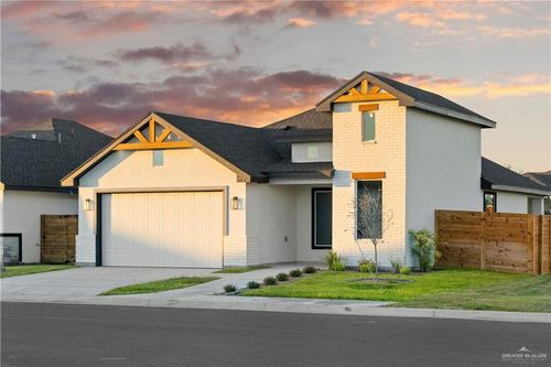 2713 E Comal Rd, Edinburg, TX, 78542-7872 | Card Image