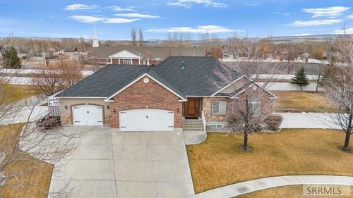 3930 John Adams Pkwy, Idaho Falls, ID, 83401-4671 | Card Image