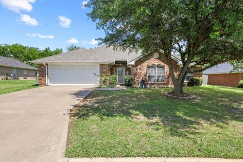 210 Bryant St, Pottsboro, TX, 75076-3092 | Card Image