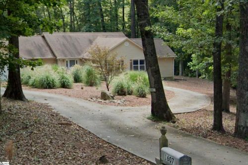1607 Mcclellan Rd, Anderson, SC, 29621-2453 | Card Image
