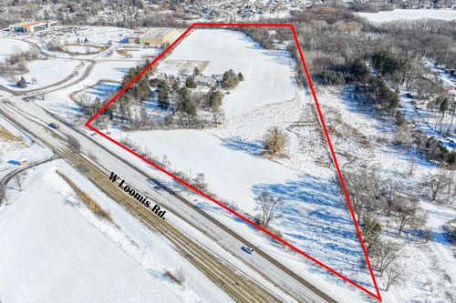 10525 W Loomis Rd, Franklin, WI, 53132-9727 | Card Image