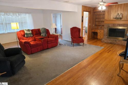103 Cope Cir, Greenville, SC, 29617-8001 | Card Image
