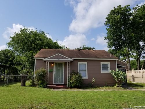 118 Glamis Ave, San Antonio, TX, 78223-1806 | Card Image