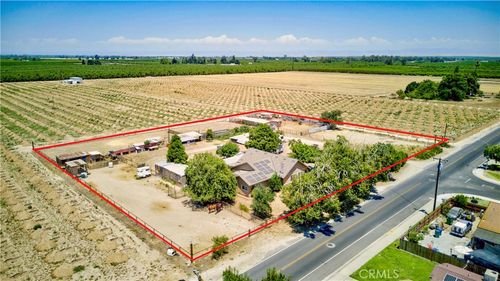6660 Olive Ave, Winton, CA, 95388-8735 | Card Image