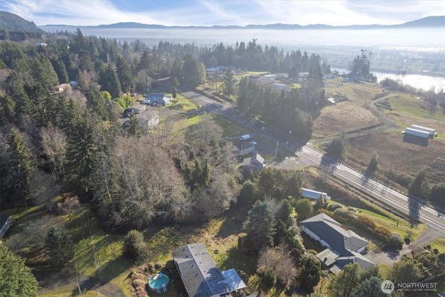 325 E State Route 4, House other with 3 bedrooms, 1 bathrooms and 1 parking in Cathlamet WA | Image 36