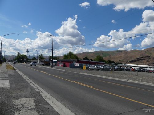 1324 & 1330 Bridge St, Clarkston, WA, 99403-2332 | Card Image