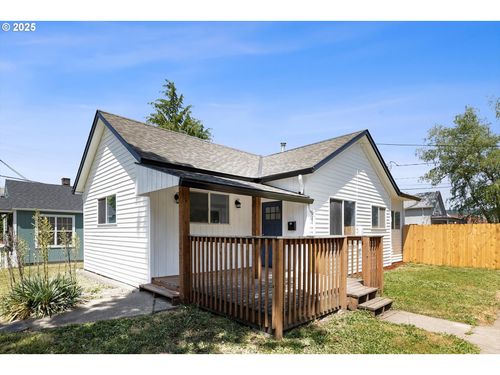 115 E Sheridan St, Newberg, OR, 97132-2719 | Card Image