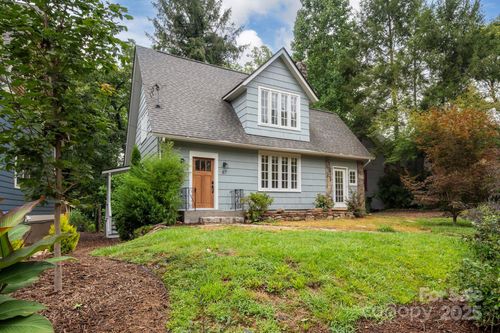 67 Westover Dr, Asheville, NC, 28801-1633 | Card Image