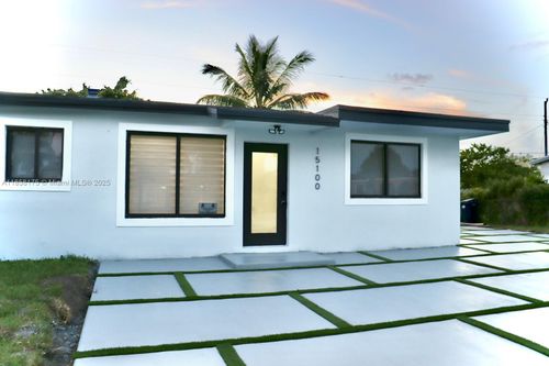15100 Polk St, Miami, FL, 33176-7633 | Card Image