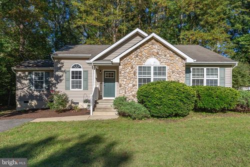 1087 Garner Dr, KING GEORGE, VA, 22485-6760 | Card Image