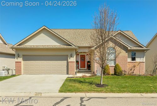 1398 Mallard Dr, Burton, MI, 48509-1561 | Card Image
