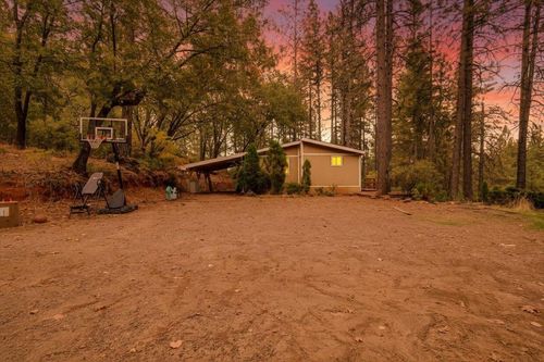 10290 Candlewood Way, Dobbins, CA, 95935 | Card Image