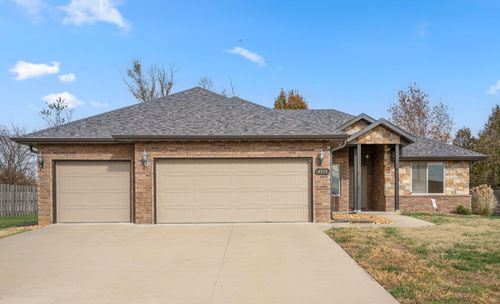 4511 W Cloverleaf Ter, Battlefield, MO, 65619-8010 | Card Image