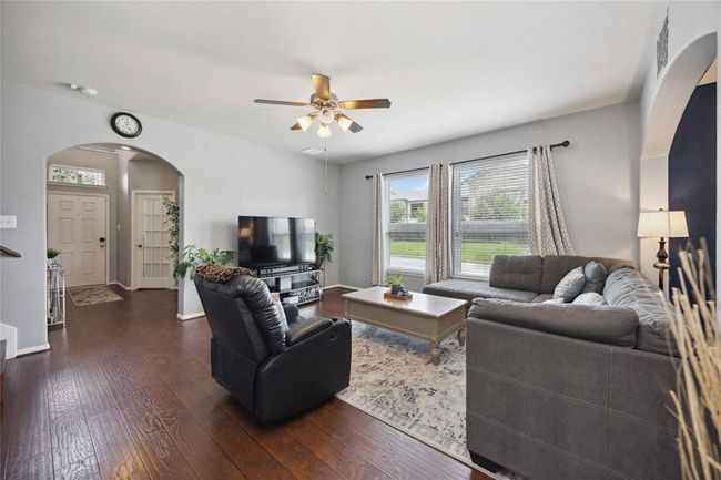 21722 Rainfall Park Dr, House other with 6 bedrooms, 4 bathrooms and 2 parking in Spring TX | Image 6