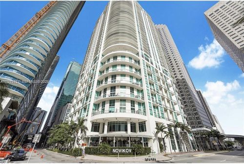 t-1404-300 S Biscayne Blvd, Miami, FL, 33131-5364 | Card Image