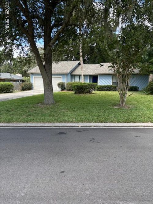 13 Oaks Dr, Jacksonville Beach, FL, 32250-2676 | Card Image