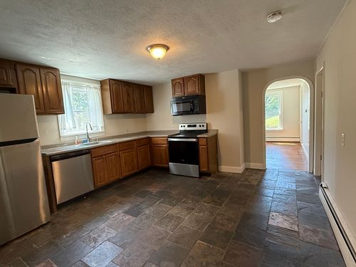 apt-1-38 Tatman St, Worcester, MA, 01607-3204 | Card Image