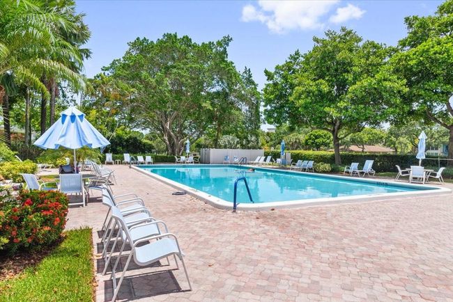 APT-102 - 3080 N Course Dr, Condo with 2 bedrooms, 2 bathrooms and null parking in Pompano Beach FL | Image 18