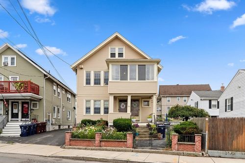 55 Shute St, Everett, MA, 02149-1736 | Card Image