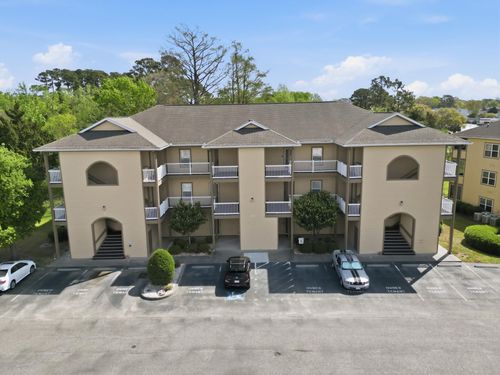 2e-4104 Pinehurst Cir, Little River, SC, 29566-8358 | Card Image