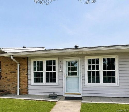 b-278 Berwick Ct, Ridge, NY, 11961-1138 | Card Image