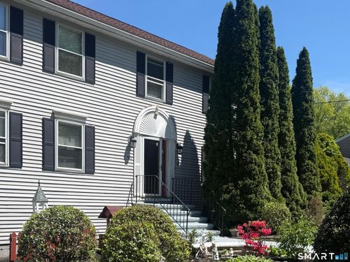 541 Middlebury Rd, Watertown, CT, 06795-3028 | Card Image