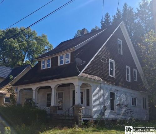 9 Stearns Ave, Jamestown, NY, 14701-6517 | Card Image