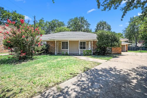 2431-2429 Lakeview Cir, McKinney, TX, 75072-3750 | Card Image