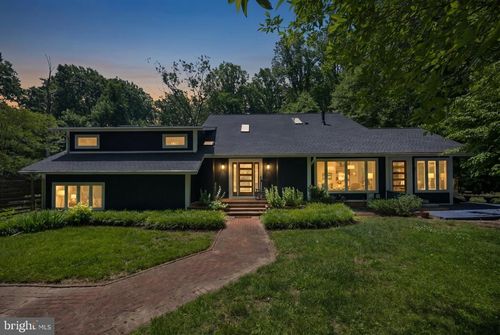 18 Woodward Ct, REISTERSTOWN, MD, 21136-1835 | Card Image