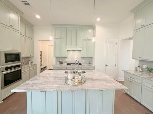 14113 Shore Beck Dr, Baton Rouge, LA, 70810 | Card Image