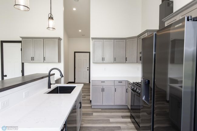 Kitchen | Image 25