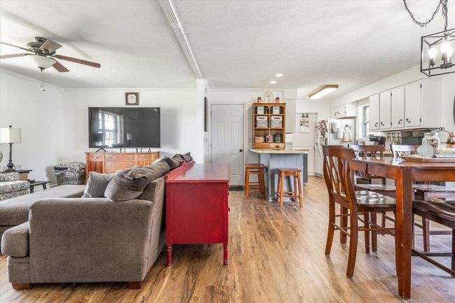 224 Bicentennial Trl, House other with 3 bedrooms, 2 bathrooms and 1 parking in Rock Spring GA | Image 5