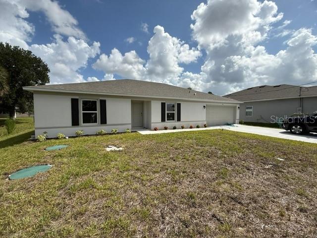Residential Lease in PALM BAY