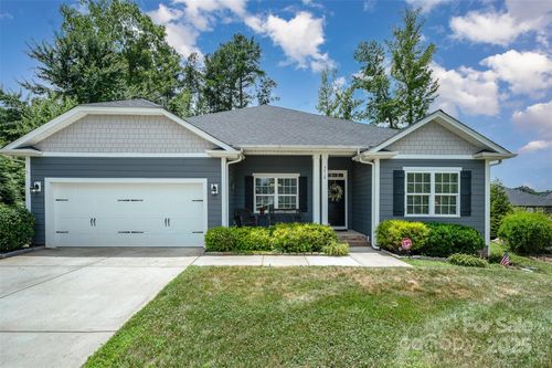 7718 Village Pkwy, Locust, NC, 28097-5002 | Card Image