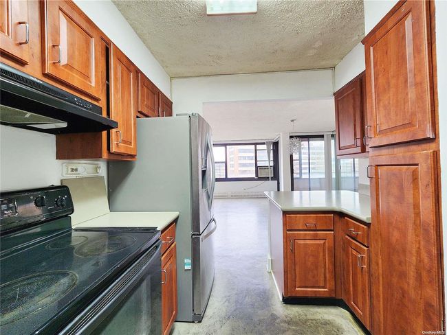 APT-4B - 162-40 9 Th Ave, Home with 3 bedrooms, 1 bathrooms and null parking in Beechhurst NY | Image 8