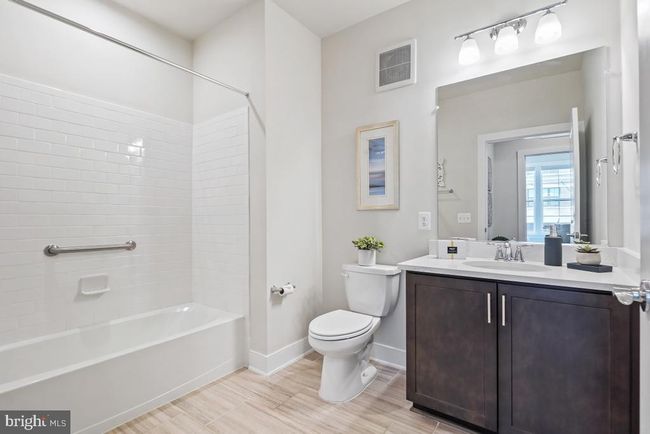 APT-107 - 2319 Field Point Rd, Condo with 2 bedrooms, 2 bathrooms and null parking in Herndon VA | Image 21