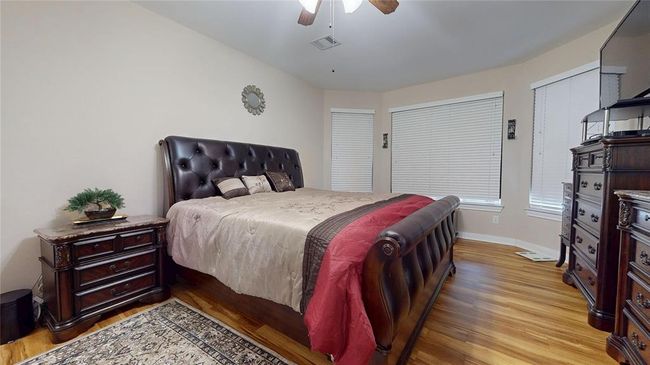 1911 Thunder Ridge Way, House other with 4 bedrooms, 4 bathrooms and 2 parking in Pearland TX | Image 10
