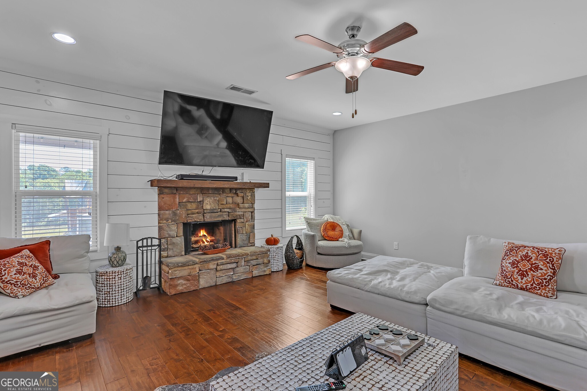 Residential in Brooks 3