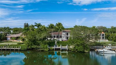 361 Los Pinos Pl, House other with 5 bedrooms, 6 bathrooms and null parking in Coral Gables FL | Image 1