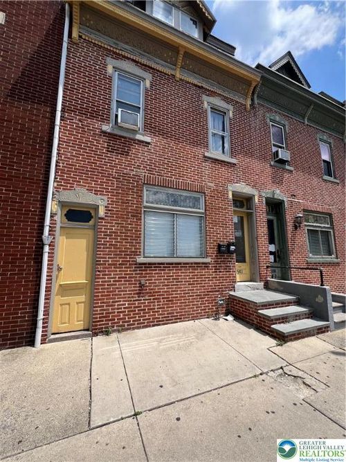1st-543 N 7th St, Allentown, PA, 18102-2801 | Card Image
