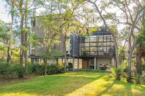 7965 Russell Creek Rd, Edisto Island, SC, 29438-6447 | Card Image