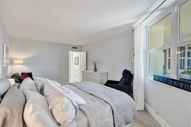 APT-403 - 1340 Ocean Blvd, Condo with 2 bedrooms, 2 bathrooms and null parking in Pompano Beach FL | Image 44