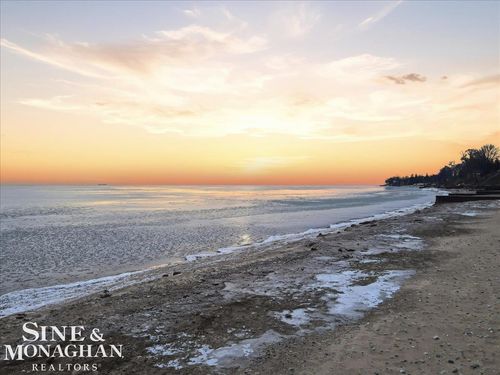 7272 Lakewood Rd, Lexington, MI, 48450-8921 | Card Image