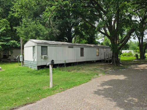 902 Union Ave W, Wynne, AR, 72396 | Card Image