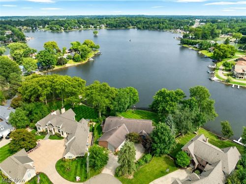 5234 Pinedrive Cir Nw, Canton, OH, 44718-1412 | Card Image